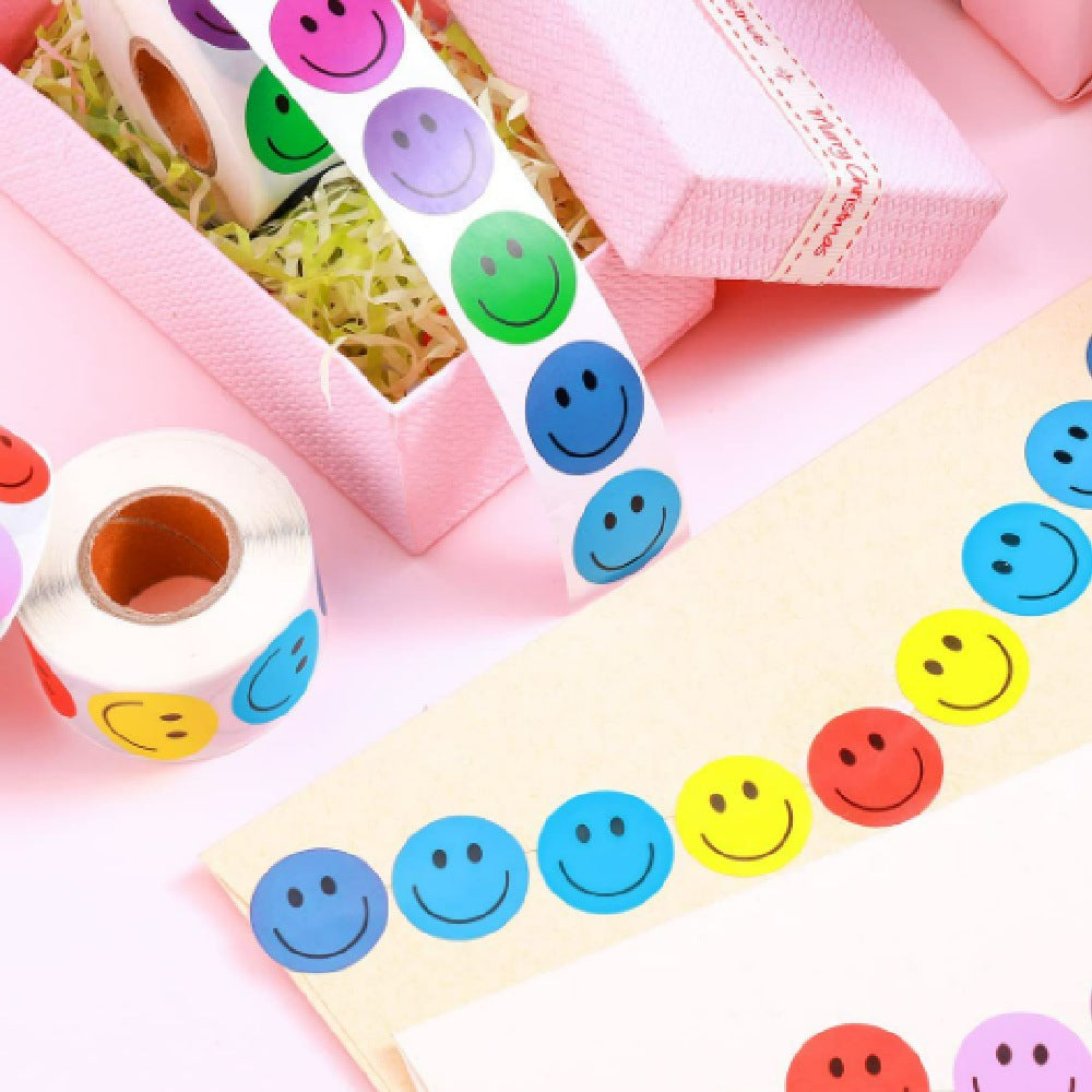 500 Creative Roll Smiley Stickers Cute Cartoon Expression Award Decorative Adhesive Sealing Sticker
